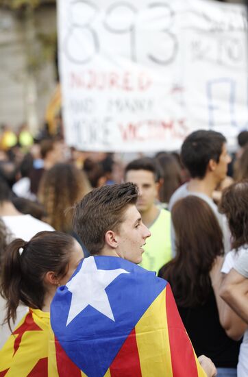 General strike in Barcelona in support of Catalan independence referendum