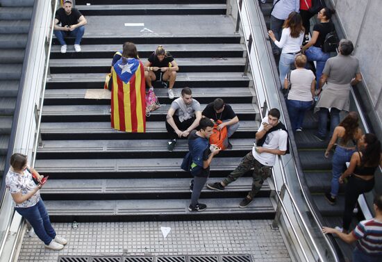 General strike in Barcelona in support of Catalan independence referendum