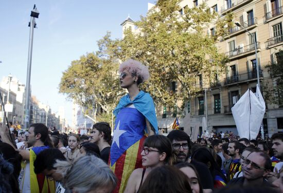 General strike in Barcelona in support of Catalan independence referendum