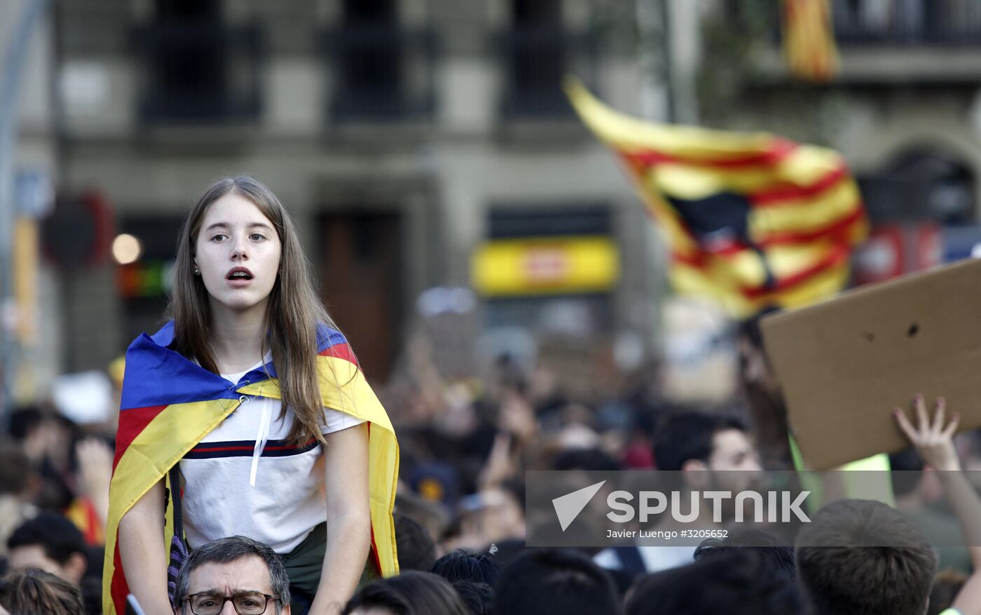 General strike in Barcelona in support of Catalan independence referendum