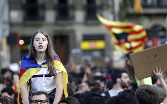 General strike in Barcelona in support of Catalan independence referendum