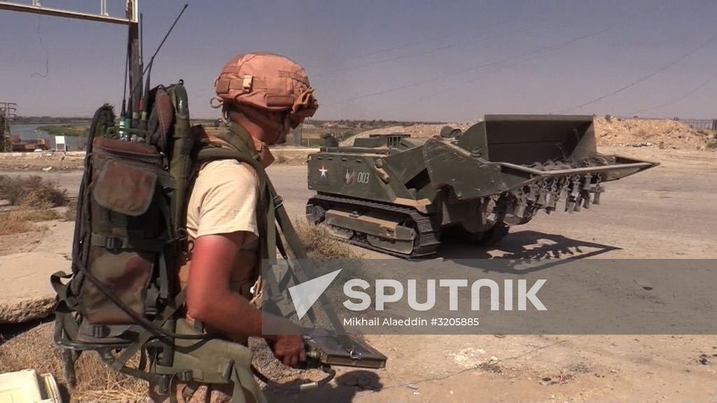 Demining efforts in Deir ez-Zor