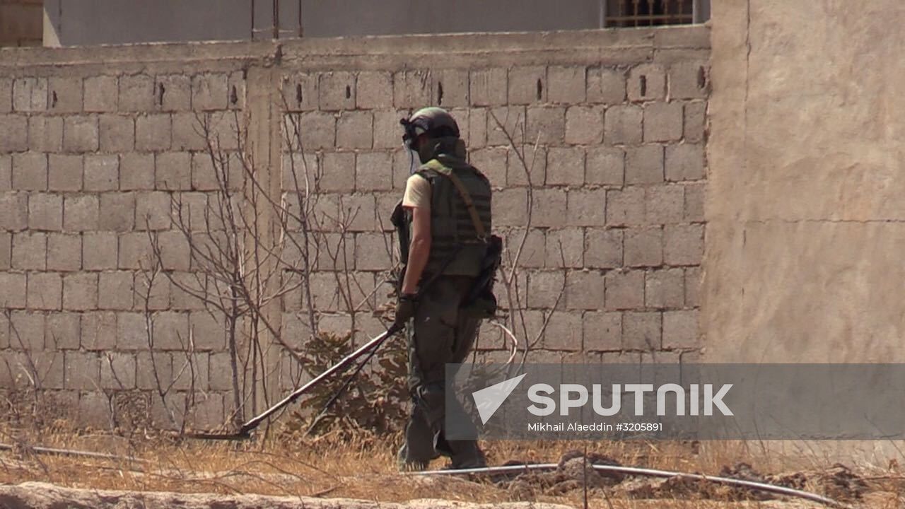 Demining efforts in Deir ez-Zor