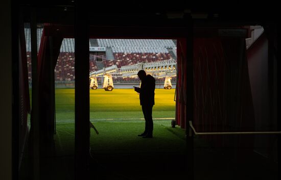 FIFA delegation and Rossiya 2018 Organizing Committee inspect Luzhniki Stadium