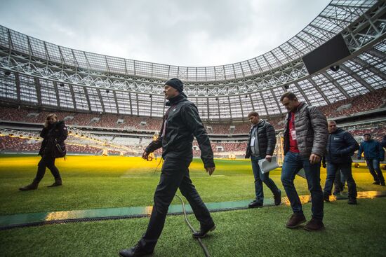 FIFA delegation and Rossiya 2018 Organizing Committee inspect Luzhniki Stadium