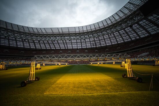 FIFA delegation and Rossiya 2018 Organizing Committee inspect Luzhniki Stadium