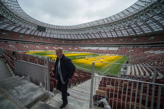 FIFA delegation and Rossiya 2018 Organizing Committee inspect Luzhniki Stadium