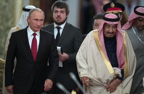 Russian President Vladimir Putin's talks with King Salman bin Abdulaziz Al Saud of Saudi Arabia