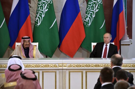Russian President Vladimir Putin's talks with King Salman bin Abdulaziz Al Saud of Saudi Arabia