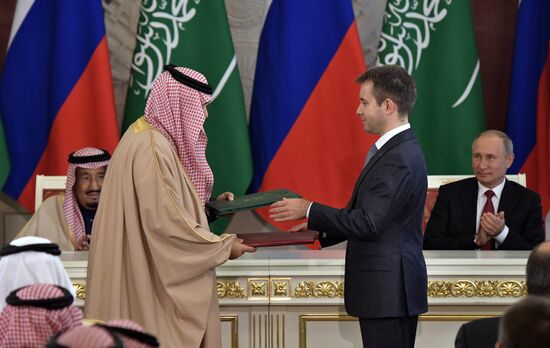Russian President Vladimir Putin's talks with King Salman bin Abdulaziz Al Saud of Saudi Arabia