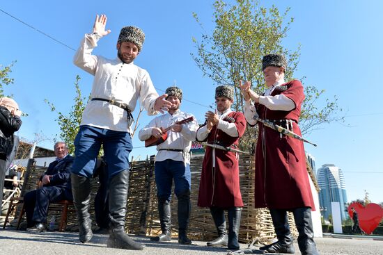 Grozny celebrates City Day