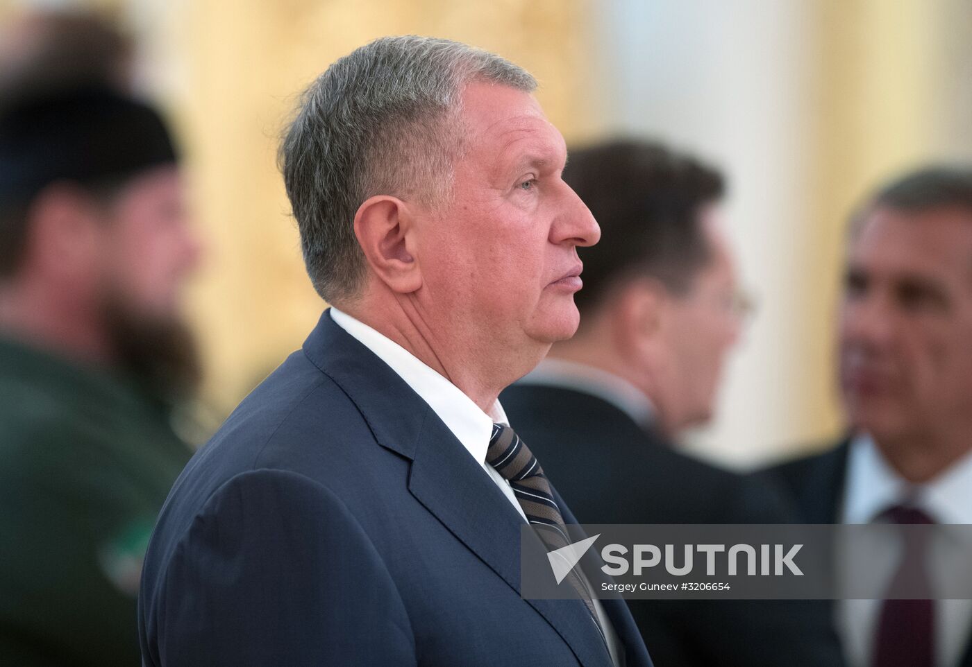 Russian President Vladimir Putin's talks with King Salman bin Abdulaziz Al Saud of Saudi Arabia