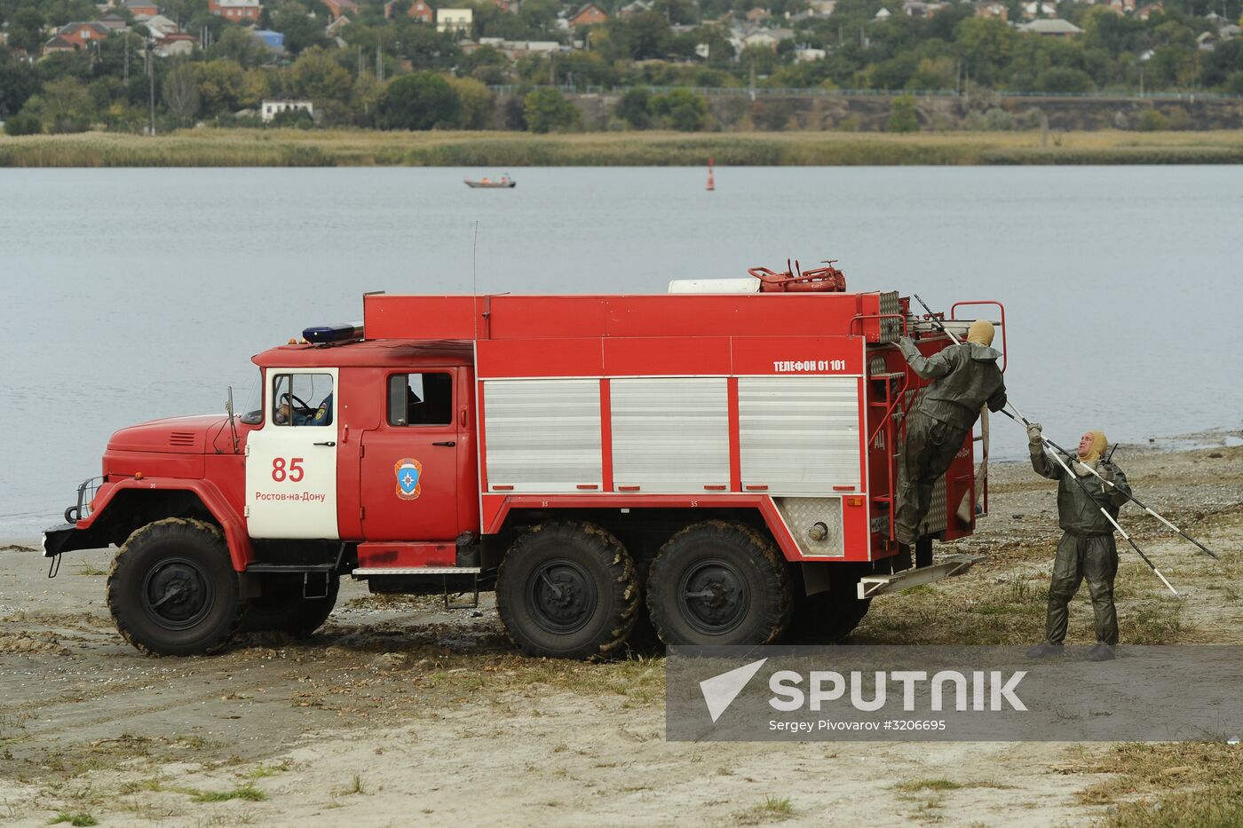 EMERCOM holds drill in Rostov-on-Don