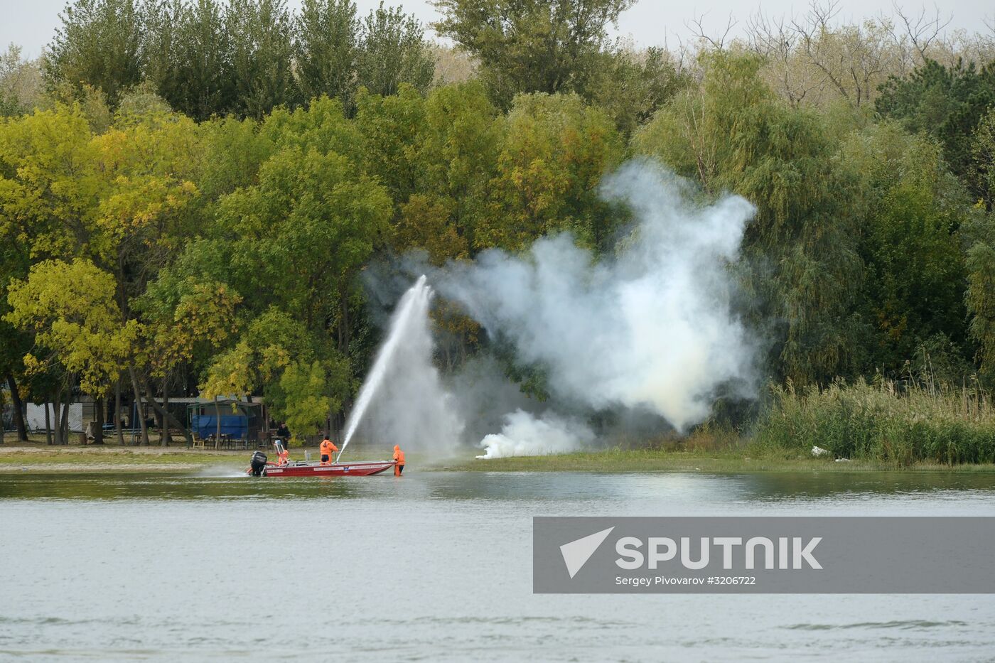 EMERCOM holds drill in Rostov-on-Don