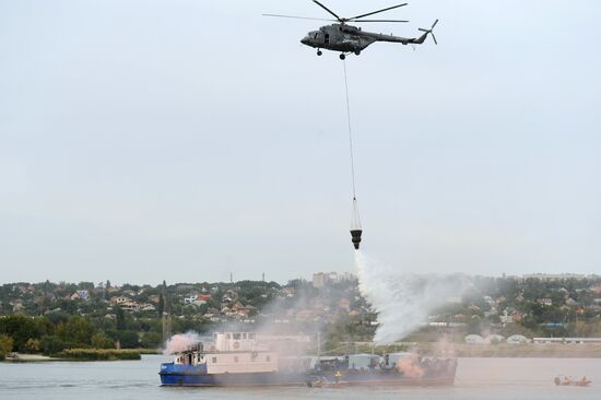 EMERCOM holds drill in Rostov-on-Don