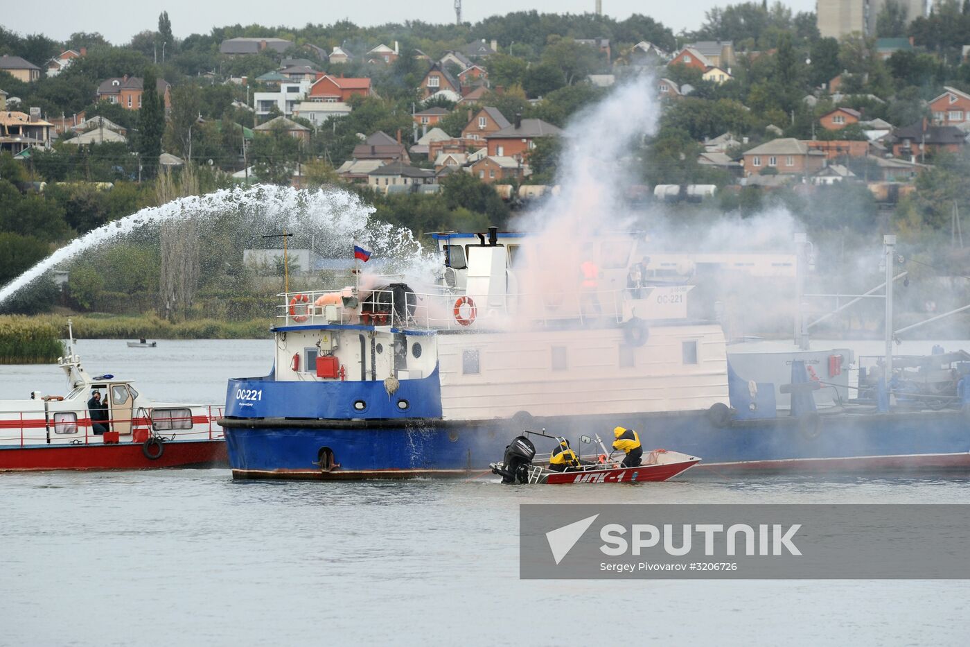 EMERCOM holds drill in Rostov-on-Don