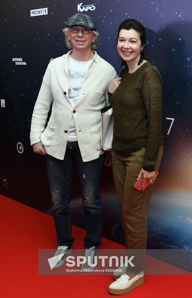 First run of movie "Salyut-7"
