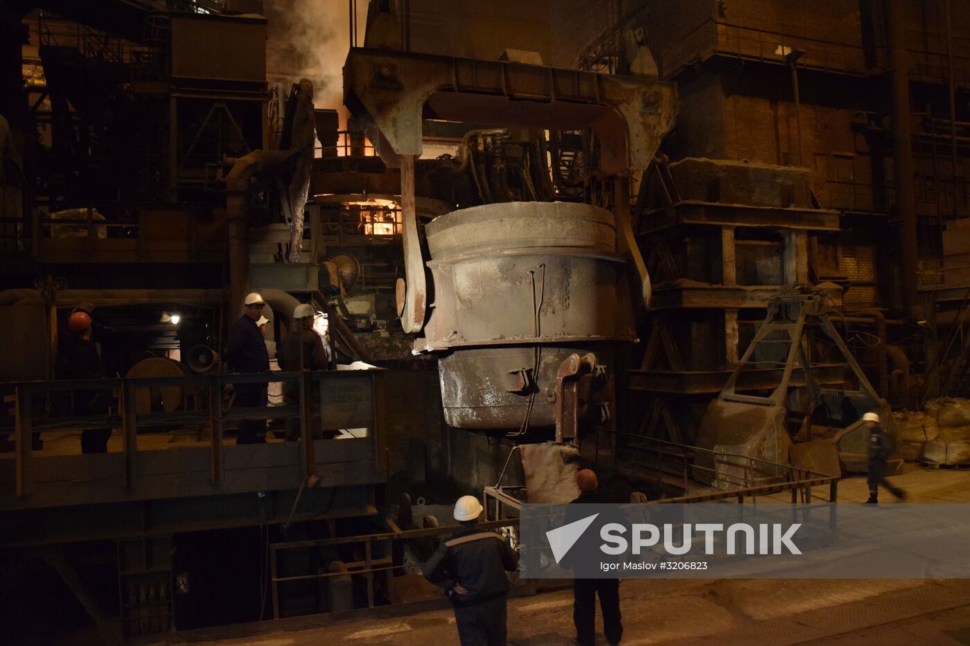 Launching Yuzovsky Metallurgical Plant in DPR
