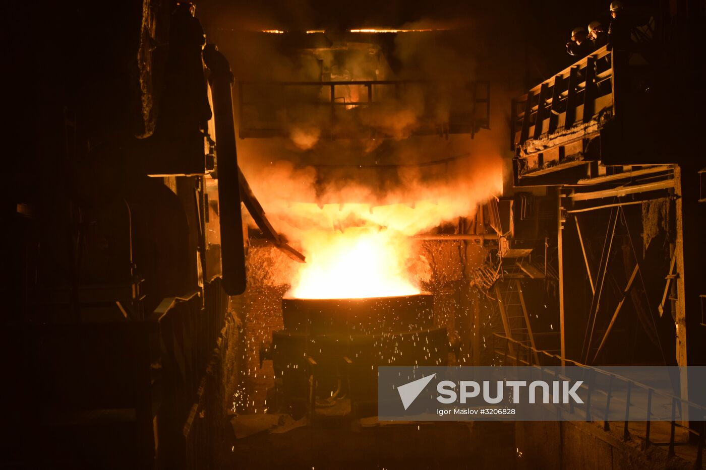 Launching Yuzovsky Metallurgical Plant in DPR