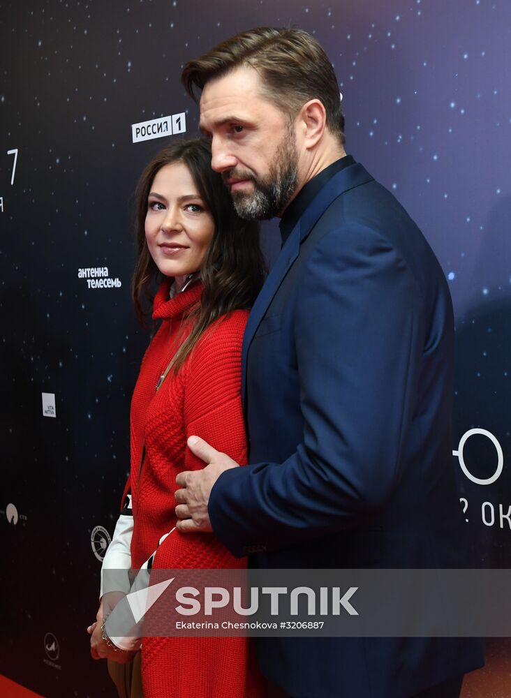 First run of movie "Salyut-7"