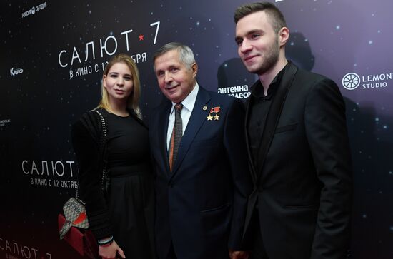 First run of movie "Salyut-7"