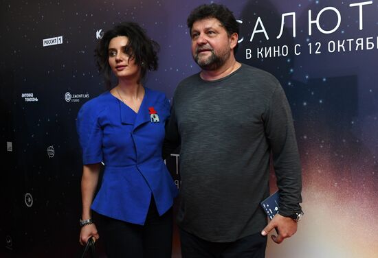 First run of movie "Salyut-7"