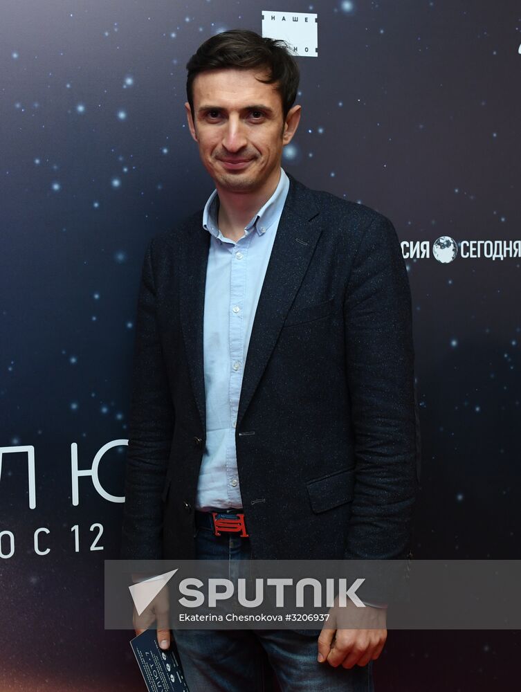 First run of movie "Salyut-7"