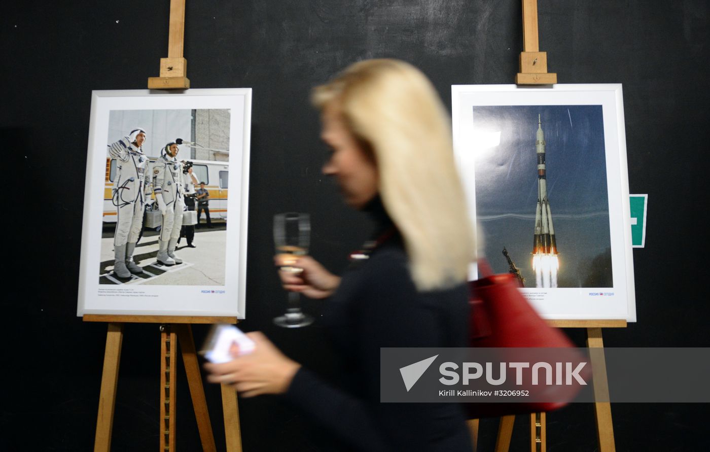 First run of movie "Salyut-7"