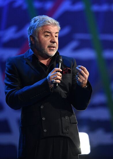 Gala marks International Teachers' Day