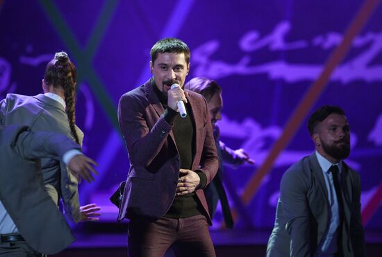 Gala marks International Teachers' Day