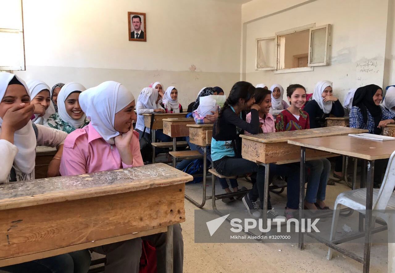 School for girls in Deir ez-Zor