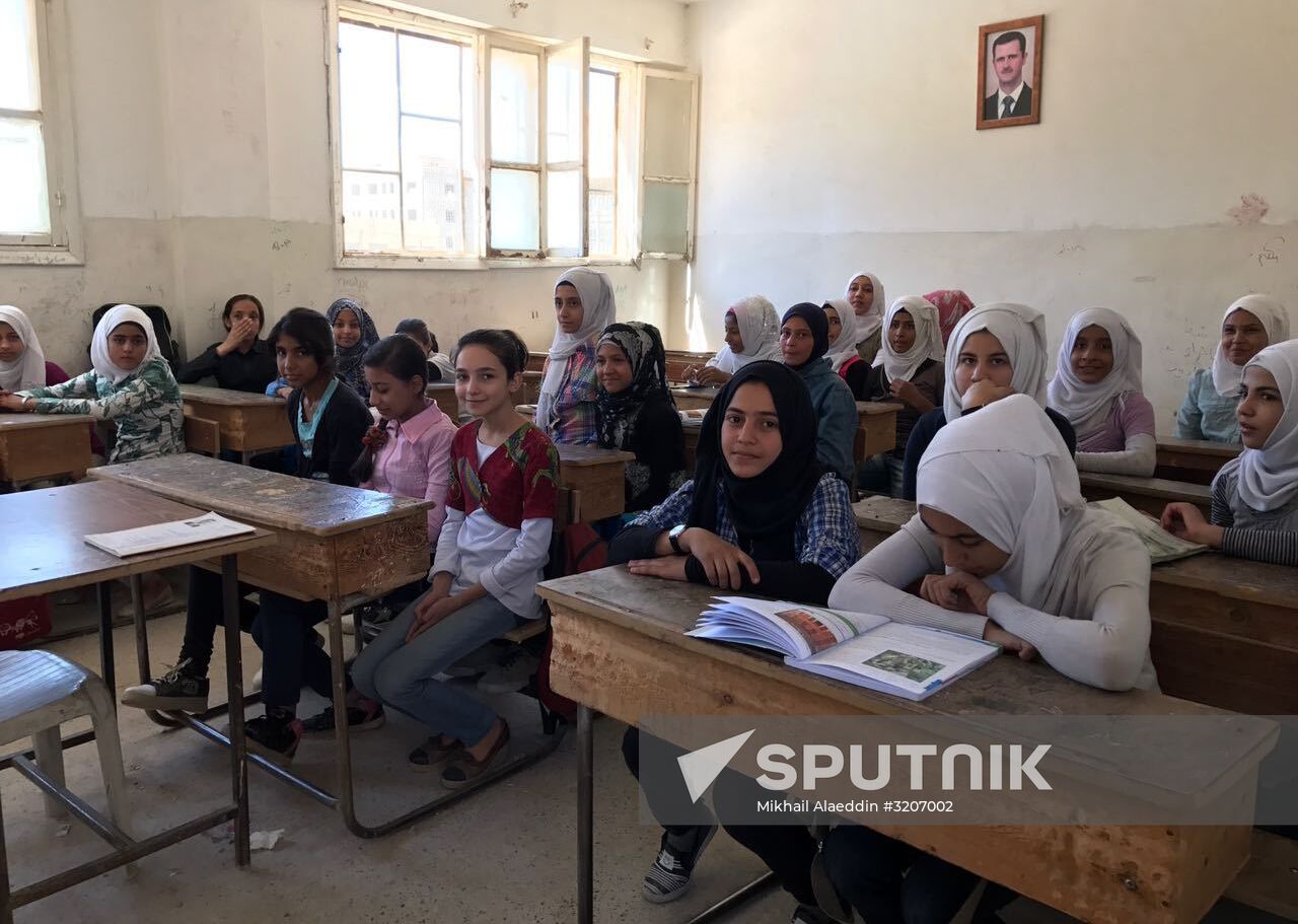 School for girls in Deir ez-Zor