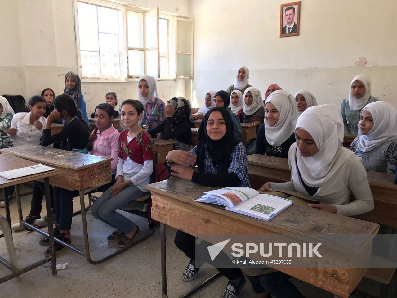 School for girls in Deir ez-Zor