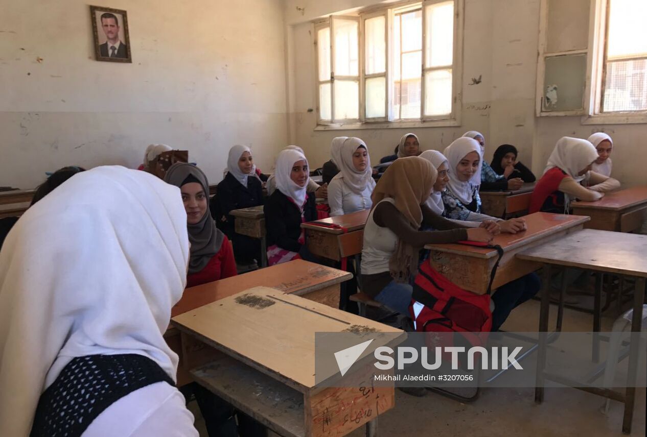 School for girls in Deir ez-Zor