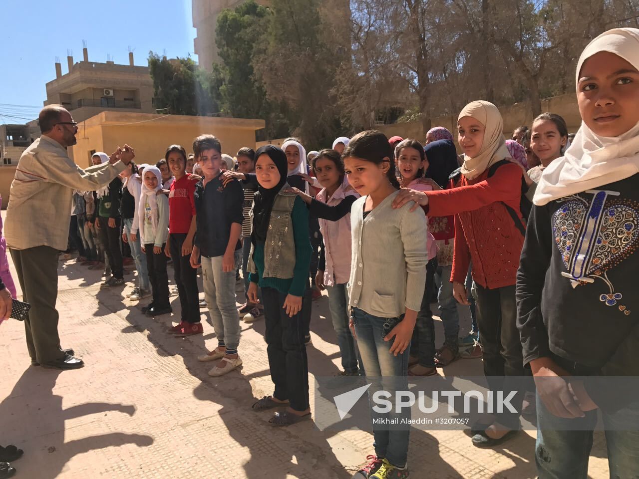 School for girls in Deir ez-Zor