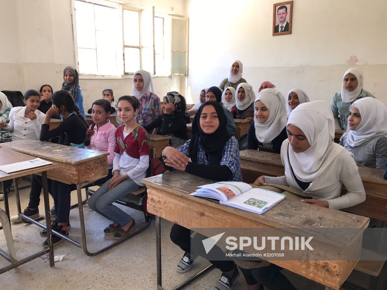 School for girls in Deir ez-Zor