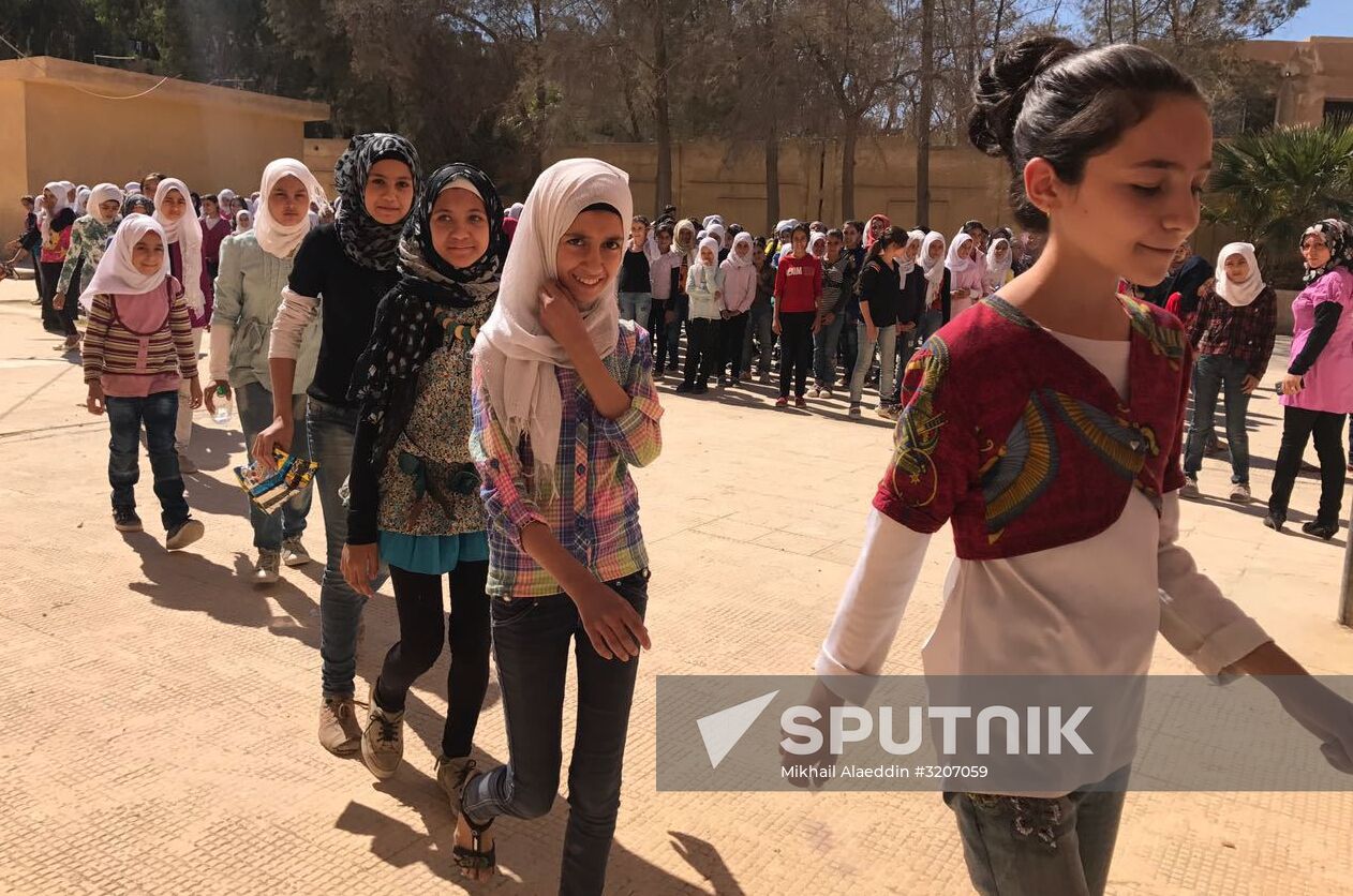 School for girls in Deir ez-Zor