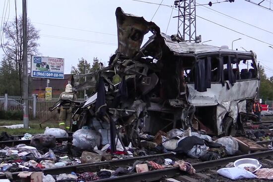 Train collides with bus at railway crossing in Vladimir Region