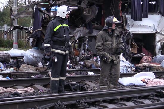 Train collides with bus at railway crossing in Vladimir Region