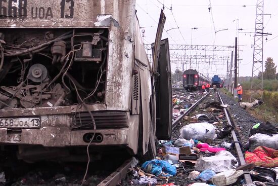 Train collides with bus at railway crossing in Vladimir Region