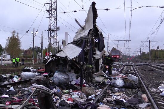 Train collides with bus at railway crossing in Vladimir Region