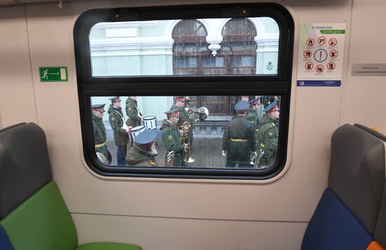 Russian Railways presents Kremlin Cadets branded train