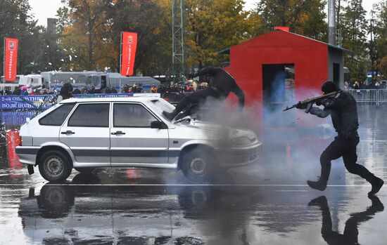 Russian capital's police holds athletic festival