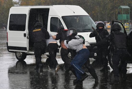 Russian capital's police holds athletic festival