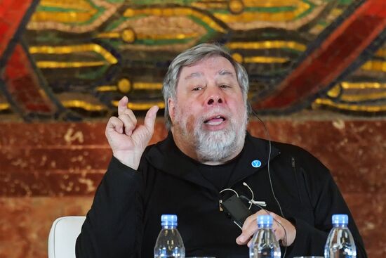 Lecture by Apple co-founder Steve Wozniak