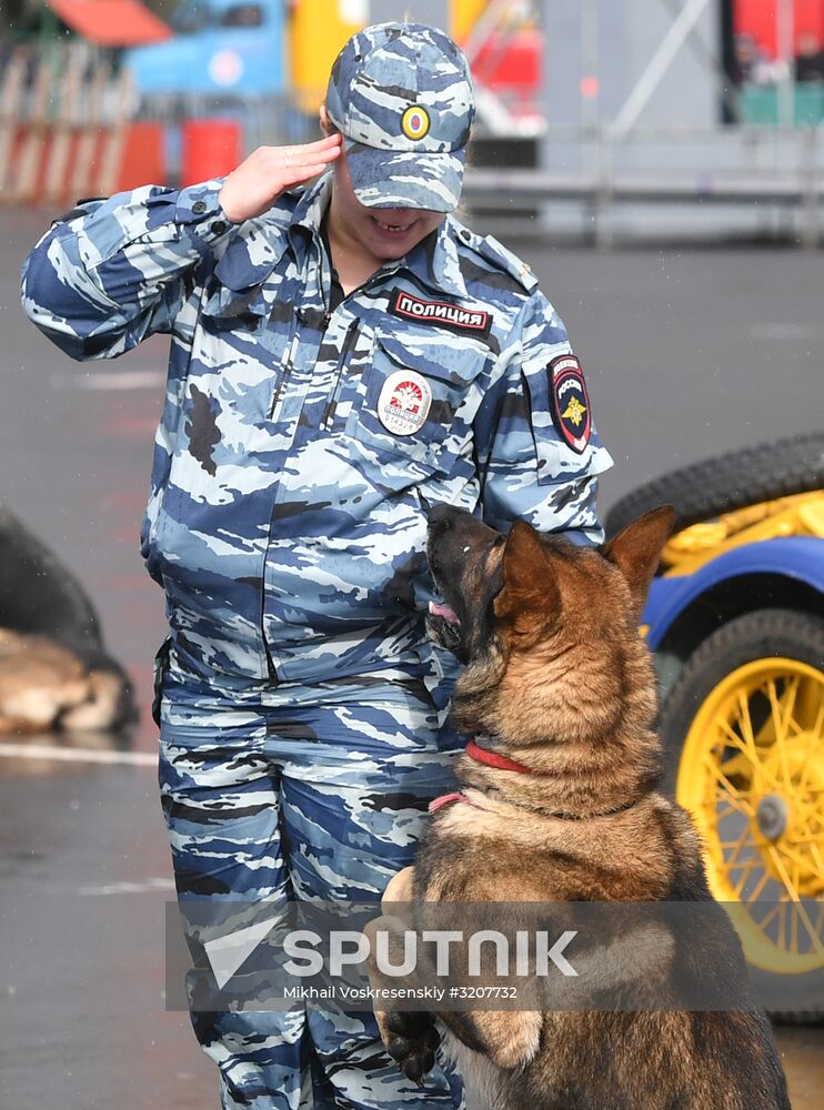 Russian capital's police holds athletic festival
