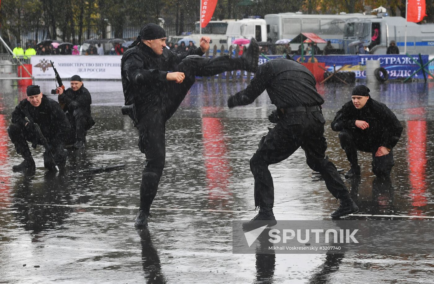 Russian capital's police holds athletic festival