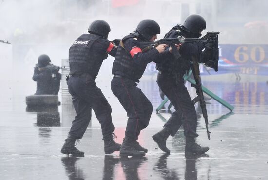 Russian capital's police holds athletic festival