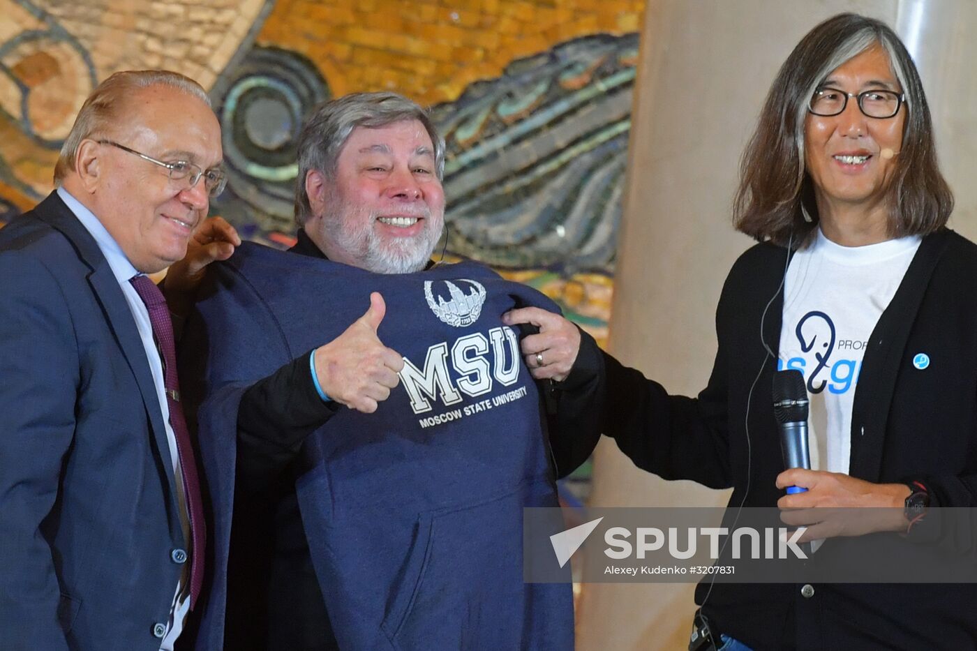 Lecture by Apple co-founder Steve Wozniak