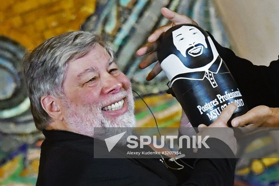 Lecture by Apple co-founder Steve Wozniak